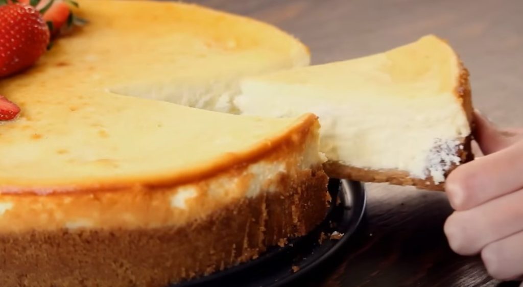 Can You Reheat Cheesecake?