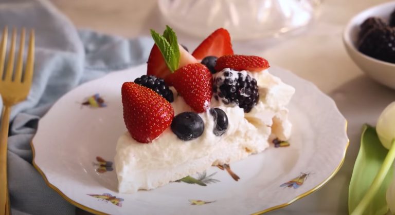 Does cheesecake factory take reservations?