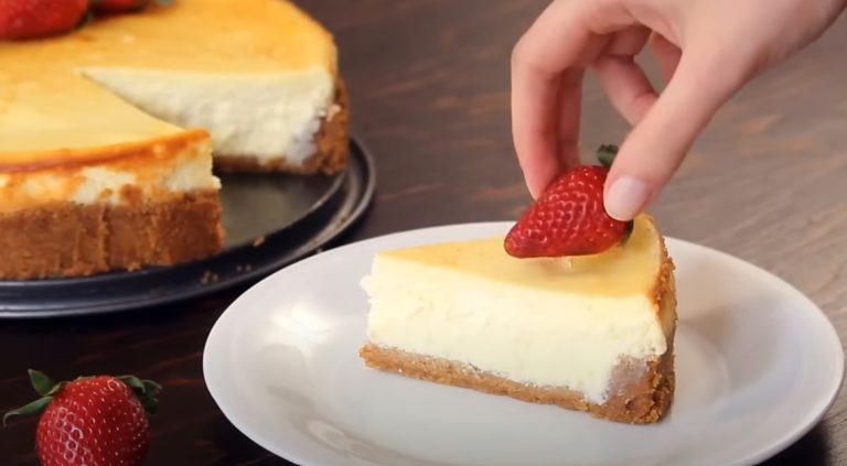 How long can cheesecake sit out?