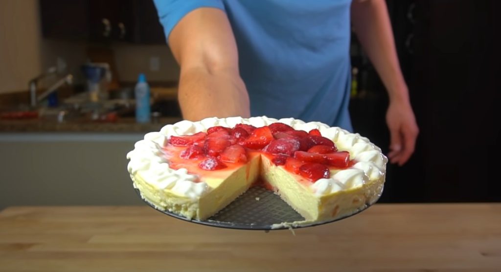 Detailed Calorie Breakdown by Cheesecake Type