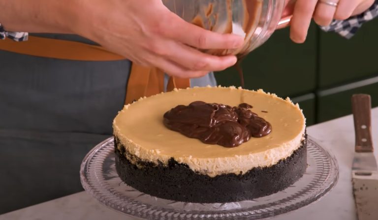 How to Know When Cheesecake Is Done