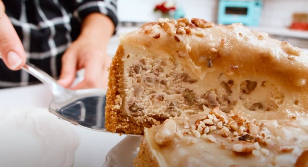 Pecan Praline Cheesecake