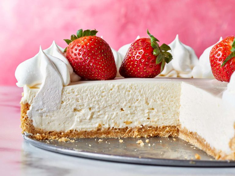 How to Make Cheesecake With Cream Cheese?