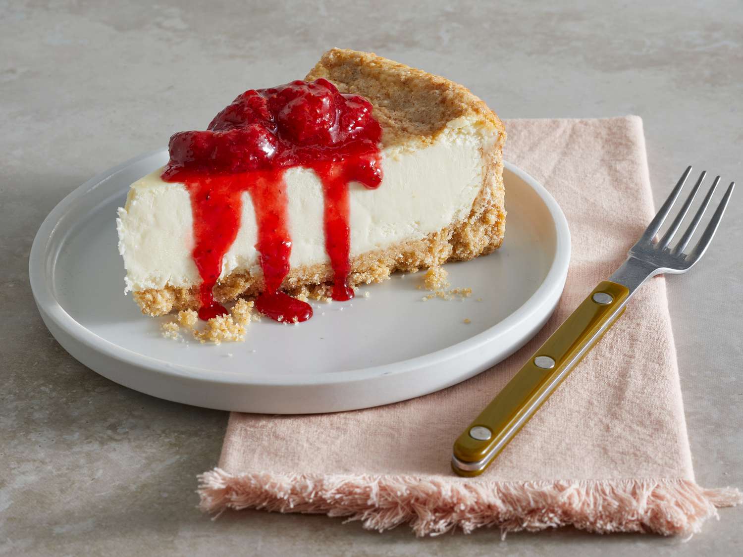 How to Make Strawberry Topping for a Cheesecake?