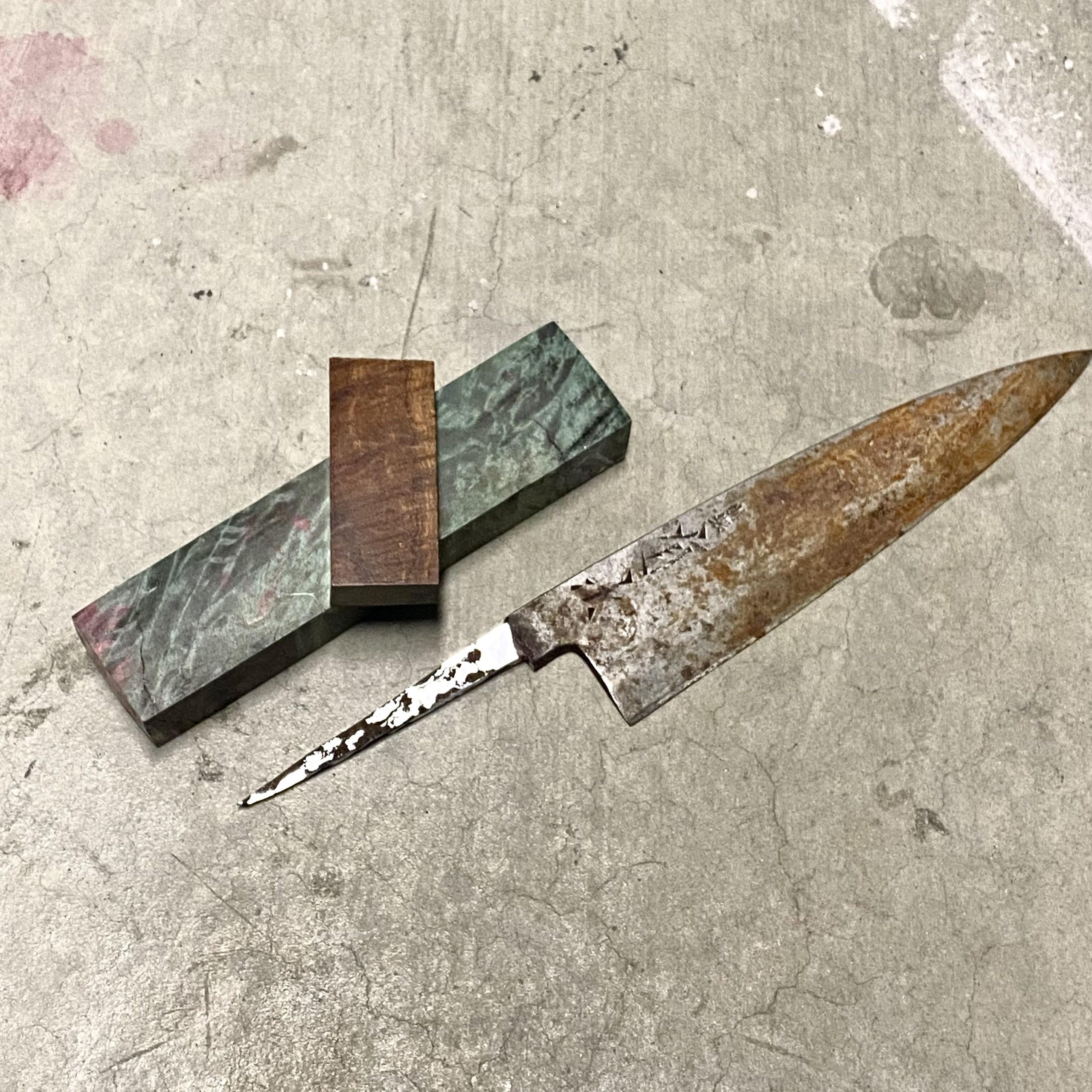How to Get Rust off a Knife?